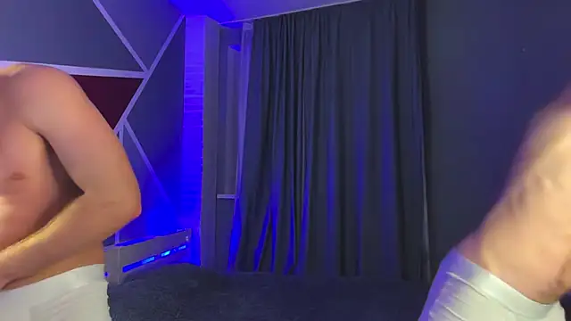 Snapshot of Hotpeppers666 chatting on November 16, 2025, 8:25 pm Hotpeppers666 online show from November 16, 2025, 8:25 pm