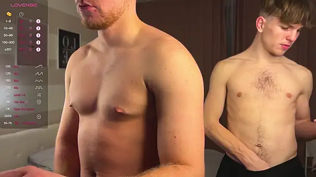 Snapshot of Hotpeppers666 chatting on November 24, 2025, 10:09 pm Hotpeppers666 online show from November 24, 2025, 10:09 pm