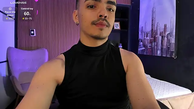 Snapshot of NicoKingg_ chatting on November 13, 2025, 1:15 am NicoKingg online show from November 13, 2025, 1:15 am