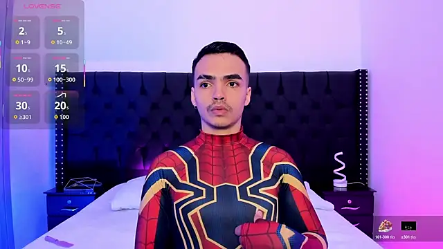 Snapshot of NicoKingg_ chatting on January 7, 2026, 12:29 pm NicoKingg online show from January 7, 2026, 12:29 pm