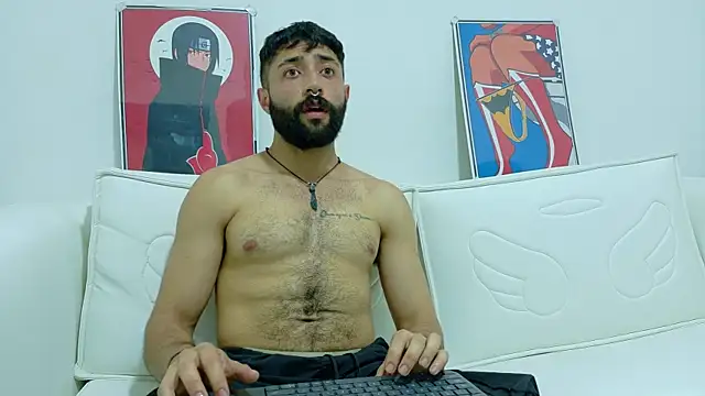 Snapshot of YEYO_VERS chatting on November 12, 2025, 10:41 pm YEYO VERS online show from November 12, 2025, 10:41 pm