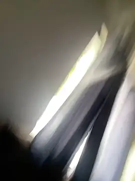 carolinn3 online show from November 13, 2025, 4:50 pm