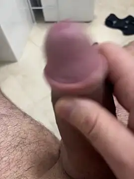 BelCazzo91 online show from November 11, 2025, 7:25 pm