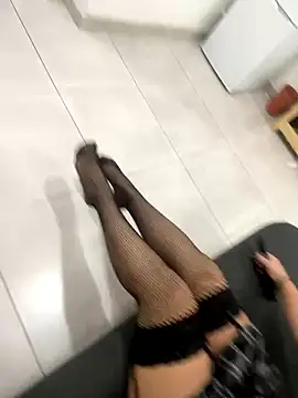 Snapshot of amazonaa9 chatting on January 11, 2026, 1:32 am amazonaa9 online show from January 11, 2026, 1:32 am