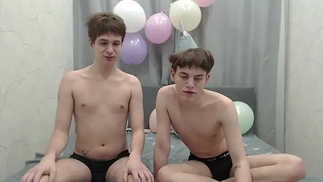 Snapshot of hornybadbunny chatting on February 7, 2026, 8:29 am hornybadbunny online show from February 7, 2026, 8:29 am