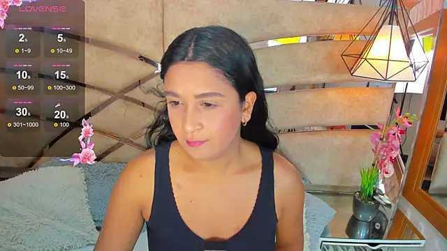 PARKERTHOMPSON online show from November 23, 2025, 6:08 pm