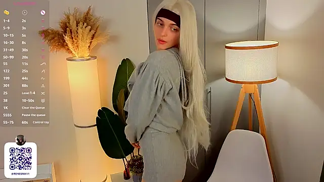 Snapshot of AdameShoyer chatting on November 26, 2025, 10:22 pm AdameShoyer online show from November 26, 2025, 10:22 pm