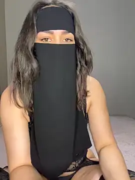 Snapshot of dinaaarich11 chatting on March 28, 2026, 9:03 pm dinaaarich11 online show from March 28, 2026, 9:03 pm