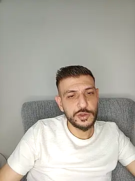 Red dewilll online show from November 8, 2025, 11:43 am