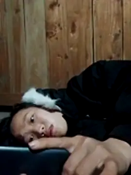 Yumiik2kk online show from December 22, 2025, 1:19 pm