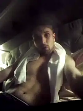 Snapshot of Riccgabr chatting on March 11, 2026, 1:22 am Riccgabr online show from March 11, 2026, 1:22 am