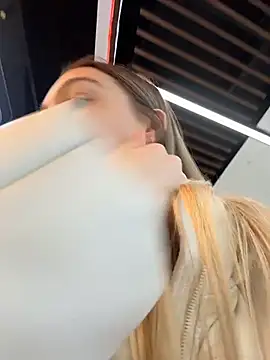 SashaCatt online show from January 12, 2026, 8:41 am