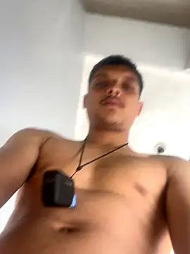 Jockeyn online show from December 14, 2025, 2:44 pm