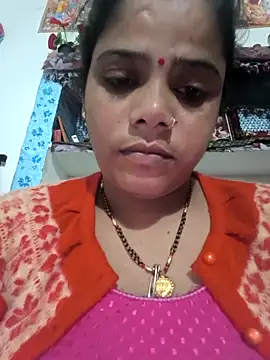 Snapshot of Hot_suini chatting on December 22, 2025, 3:09 pm Hot suini online show from December 22, 2025, 3:09 pm