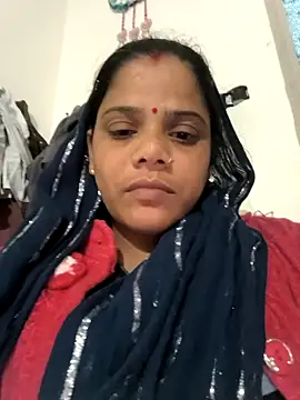 Snapshot of Hot_suini chatting on February 16, 2026, 3:41 pm Hot suini online show from February 16, 2026, 3:41 pm