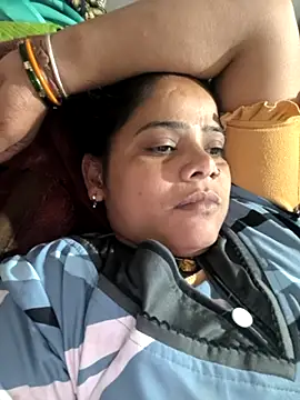 Snapshot of Hot_suini chatting on March 7, 2026, 9:50 am Hot suini online show from March 7, 2026, 9:50 am