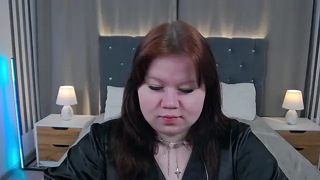 Snapshot of EvaNova_ chatting on February 7, 2026, 5:11 am EvaNova online show from February 7, 2026, 5:11 am