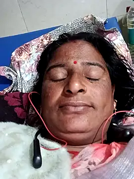 Quin love143 online show from December 18, 2025, 10:38 pm