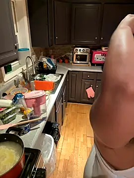 Snapshot of BiigMAMA_2025 chatting on November 14, 2025, 3:05 am BiigMAMA 2025 online show from November 14, 2025, 3:05 am