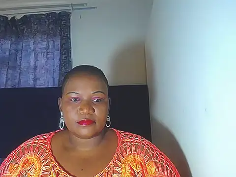 BMWWWXXX online show from November 18, 2025, 7:57 am