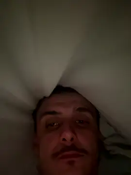 groschibre40100 online show from November 22, 2025, 12:09 am