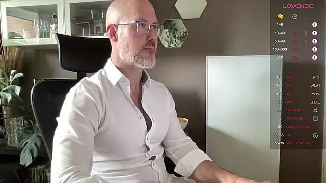 Snapshot of the_new_fit_rubinho chatting on March 26, 2026, 9:37 am the new fit rubinho online show from March 26, 2026, 9:37 am