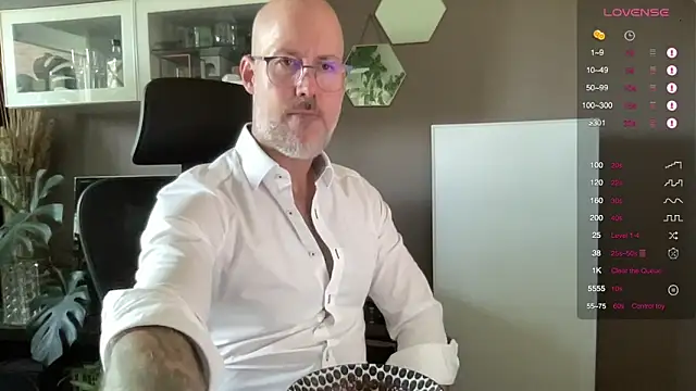Snapshot of the_new_fit_rubinho chatting on May 21, 2026, 7:48 am the new fit rubinho online show from May 21, 2026, 7:48 am