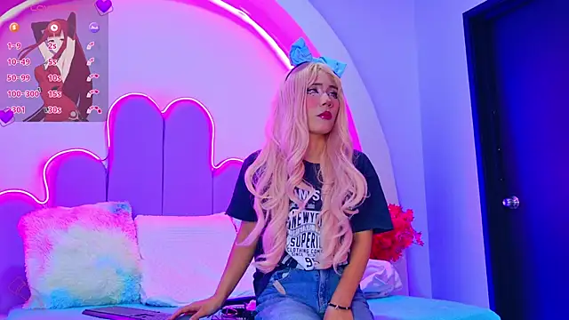 BunnySexyy18 online show from July 11, 2026, 3:09 am