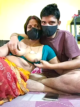 Snapshot of Hotbhabhi_089 chatting on December 14, 2025, 8:30 am Hotbhabhi 089 online show from December 14, 2025, 8:30 am