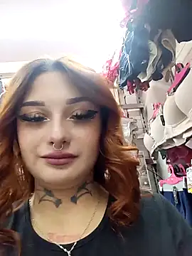 Snapshot of Ema_goddess chatting on April 8, 2026, 5:13 pm Ema goddess online show from April 8, 2026, 5:13 pm