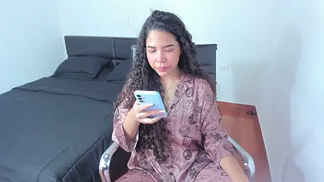 ashlyviper777 online show from November 29, 2025, 4:43 pm