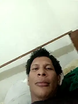 Snapshot of Lirio1991 chatting on November 17, 2025, 1:44 am Lirio1991 online show from November 17, 2025, 1:44 am