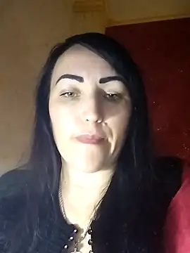 ArianaXFresh online show from November 26, 2025, 8:59 am