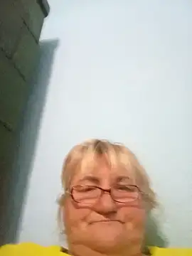 MilaTamila456 online show from November 18, 2025, 3:05 pm