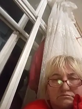 MilaTamila456 online show from November 30, 2025, 7:51 pm