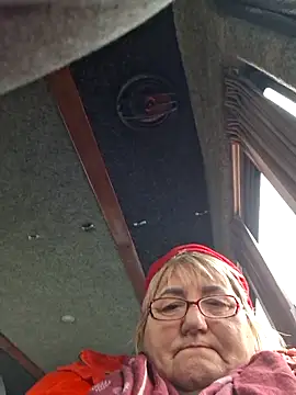 MilaTamila456 online show from December 14, 2025, 8:30 am