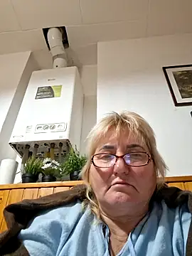 MilaTamila456 online show from December 16, 2025, 10:37 pm