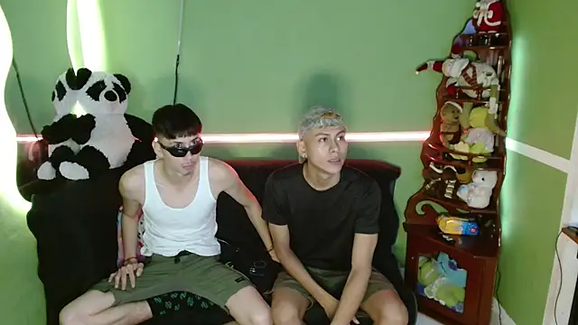 Kurt williams1 online show from December 1, 2025, 11:54 pm