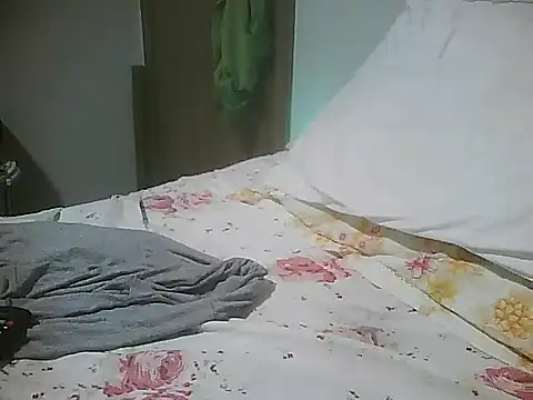 cabecaoegreluda online show from April 7, 2026, 1:39 am