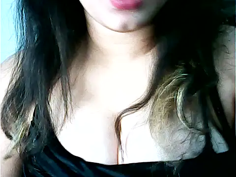 shreya saxena 01 online show from November 27, 2025, 6:37 am