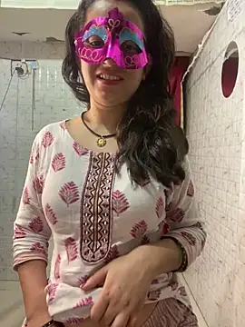 Red Queen 11 online show from November 27, 2025, 7:16 pm