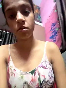 Snapshot of Your___Moonlight chatting on November 15, 2025, 11:10 pm Your Moonlight online show from November 15, 2025, 11:10 pm