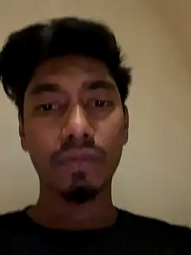 RonnySlim online show from November 9, 2025, 10:52 pm