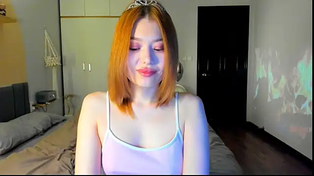 Snapshot of HopeLovely chatting on December 16, 2025, 12:37 am HopeLovely online show from December 16, 2025, 12:37 am