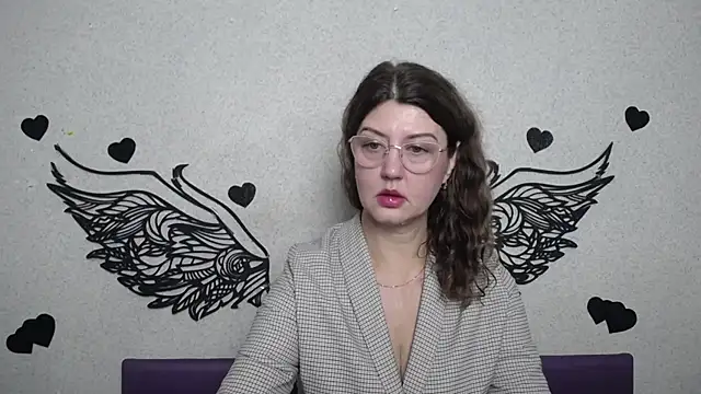 RoseHille online show from November 23, 2025, 6:02 am