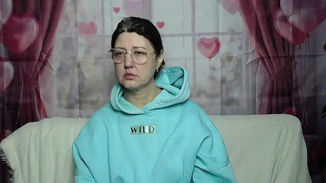 Snapshot of RoseHille chatting on February 8, 2026, 6:17 am RoseHille online show from February 8, 2026, 6:17 am