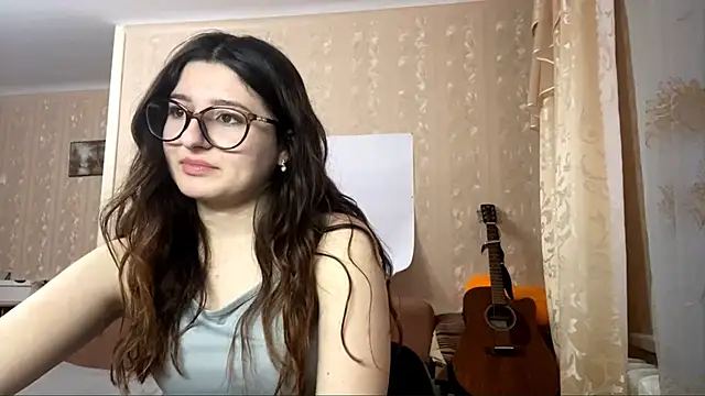 Snapshot of DonnieBooton chatting on November 14, 2025, 1:10 pm DonnieBooton online show from November 14, 2025, 1:10 pm