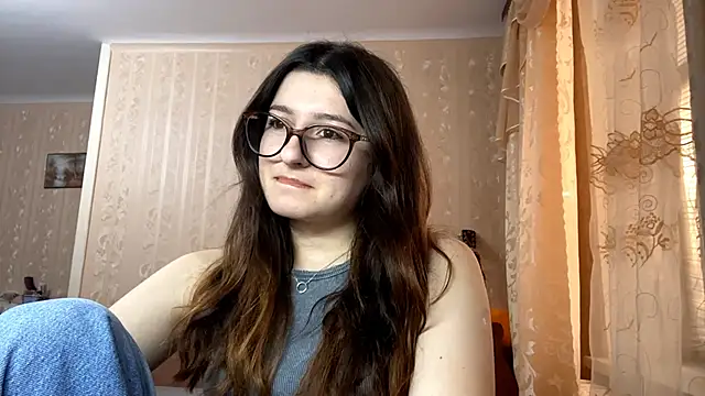 Snapshot of DonnieBooton chatting on November 19, 2025, 1:11 pm DonnieBooton online show from November 19, 2025, 1:11 pm