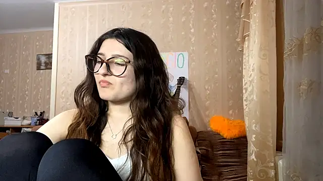 Snapshot of DonnieBooton chatting on November 28, 2025, 1:14 pm DonnieBooton online show from November 28, 2025, 1:14 pm