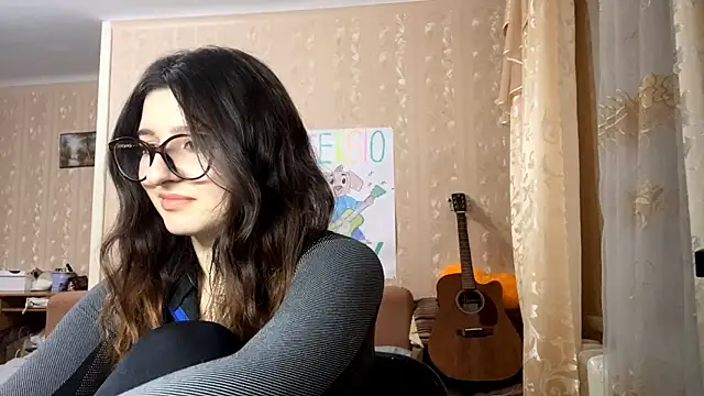 Snapshot of DonnieBooton chatting on December 1, 2025, 1:16 pm DonnieBooton online show from December 1, 2025, 1:16 pm